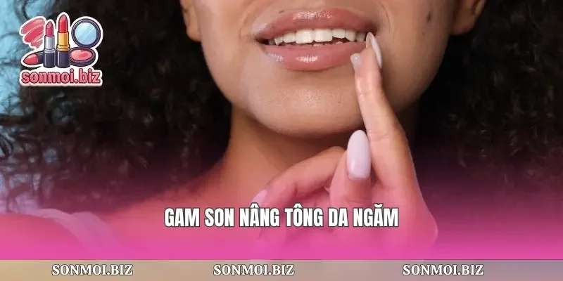 Gam son nâng tông da ngăm